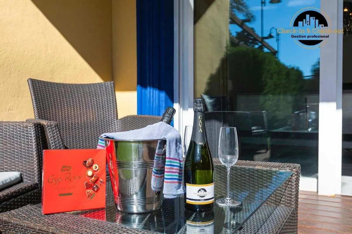 Adosado Puerto Banus Relax Lägenhet Marbella