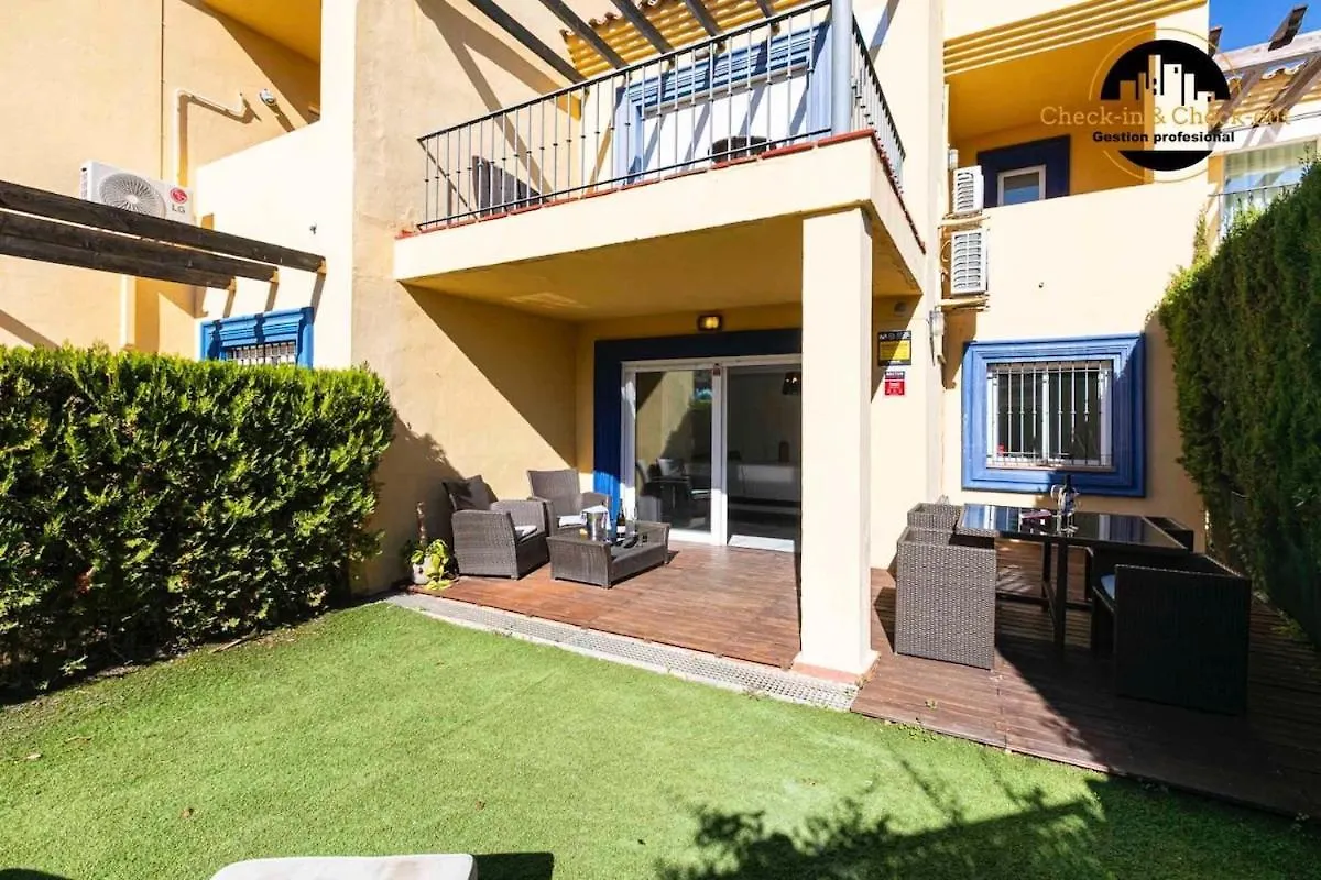Adosado Puerto Banus Relax Lägenhet Marbella
